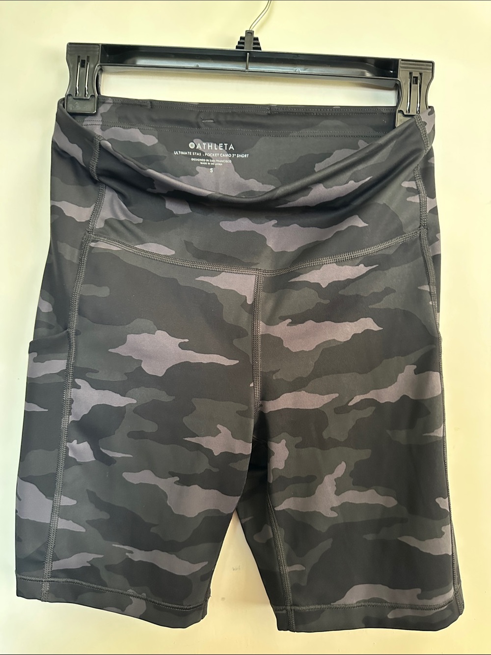 Athleta Gray & Black Camouflage High-Rise Bike Shorts with Side Pocket